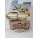 Greenlight 1:64 EW6 - Oldsmobile Vista Cruiser 1972 GREEN MACHINE